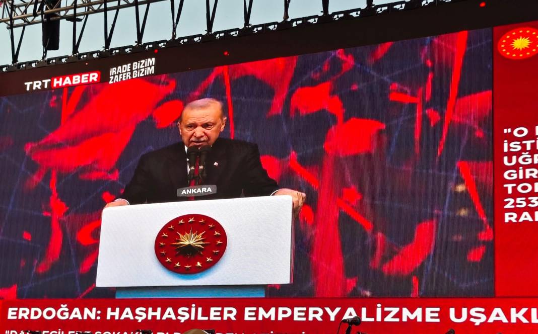 Konya'da 15 Temmuz anmasında birlik mesajı! Meydanı dolduran binler tek ses oldu 8